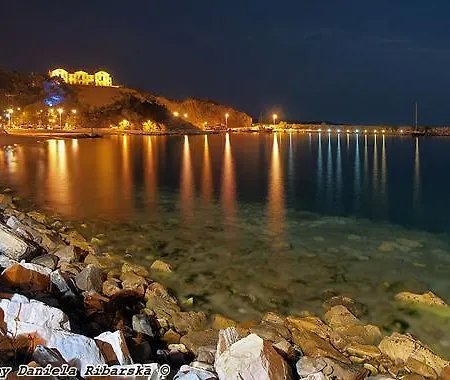 Alba Kinira