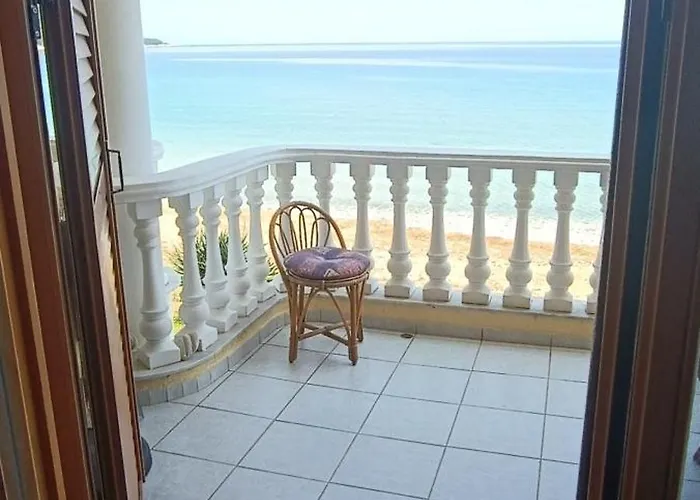 Apartment Alba Kinira