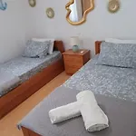 Alba Kinira